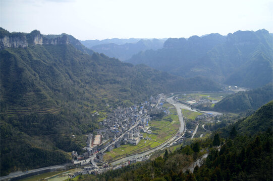 湖南湘西矮寨公路