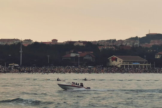 夏日沙滩旅行