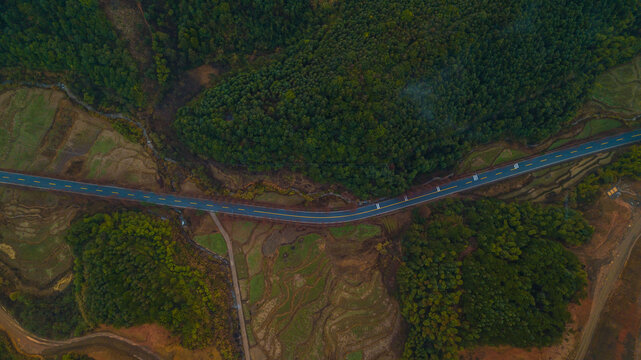 山区公路