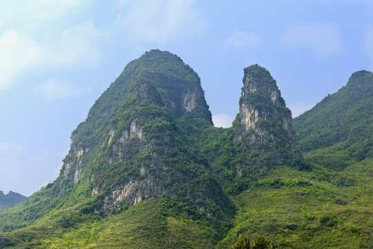 山峰山景