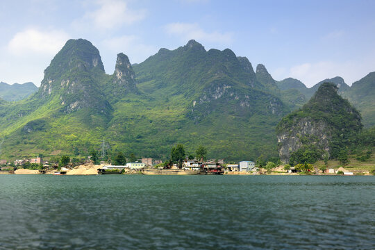 自然山河晨景