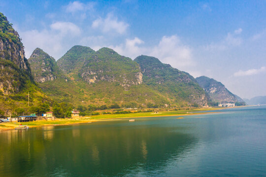 广西渠洋湖山水风景