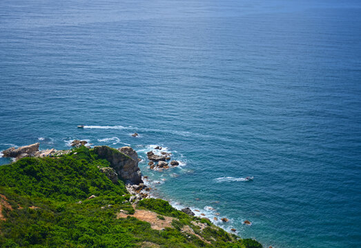 广东深圳西涌天文台海景如画