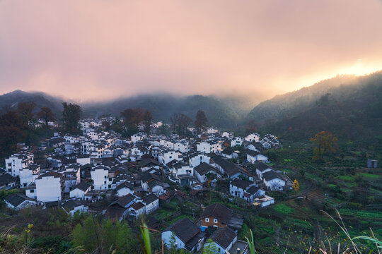 婺源县石城古村落和山区风光