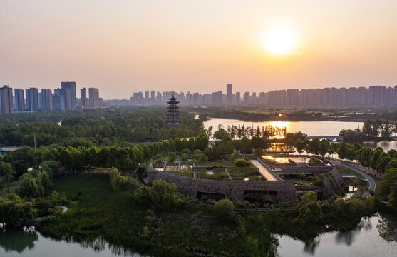 航拍湖南长沙洋湖湿地公园落日