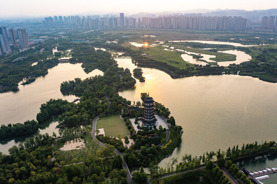 航拍湖南长沙洋湖湿地公园落日