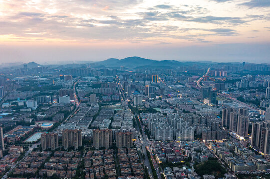 航拍湖南长沙梅溪湖大剧院夜景