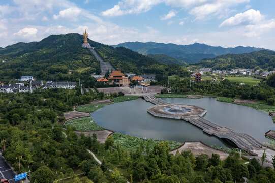 湖南长沙宁乡市密印寺千手观音