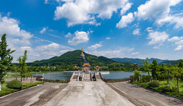 湖南长沙宁乡市密印寺千手观音