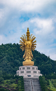 湖南长沙宁乡市密印寺千手观音