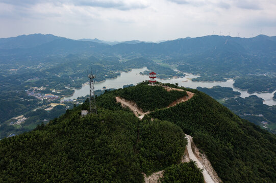 航拍湖南长沙宁芙蓉山普济寺