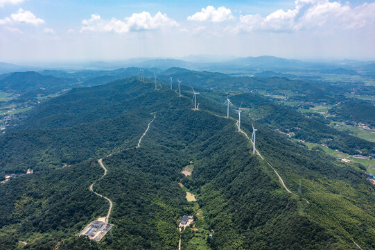 航拍湖南长沙宁乡罗仙寨风电场