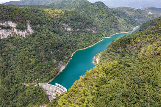 航拍湖南娄底涟源湄江景区