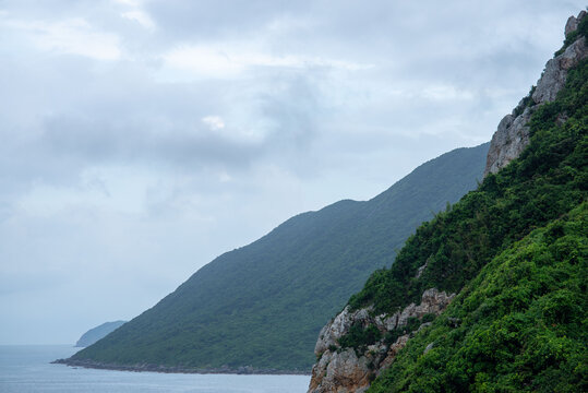 山外有山