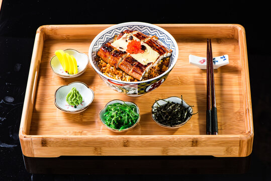 芝士鳗鱼盖饭