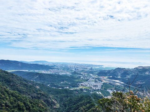 庐山俯瞰城市