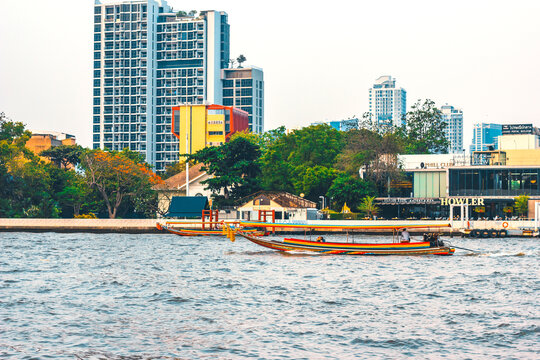 泰国曼谷湄南河城市建筑