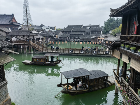 江南春烟雨江南