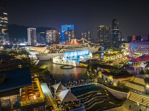 蛇口海上世界广场明华轮夜景