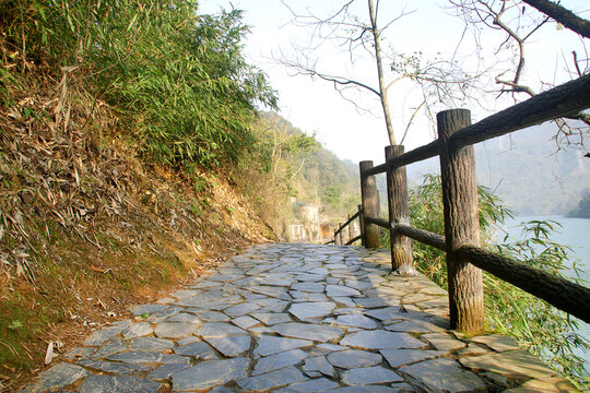 郴州东江湖观光步道