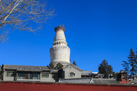 五台山显通寺塔院寺大白塔