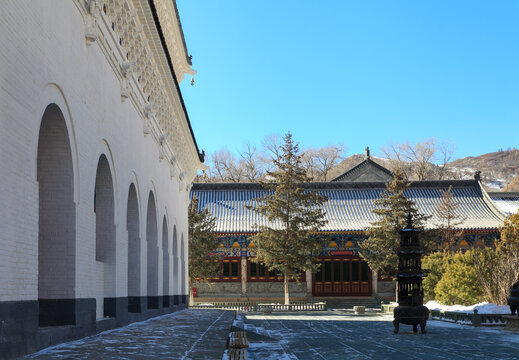 五台山显通寺无量殿