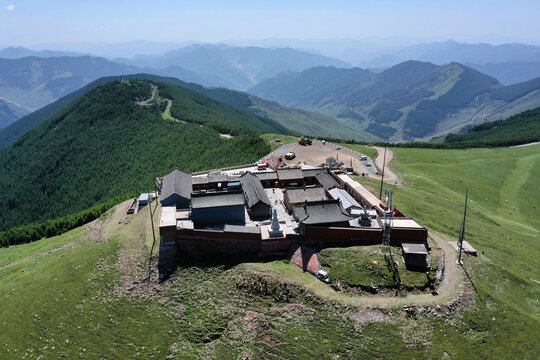 五台山南台顶大蓝天古建寺庙