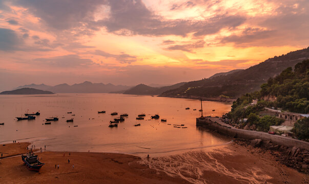 海岛晚霞