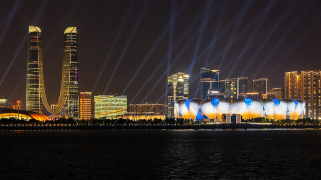 杭州钱江新城灯光秀夜景