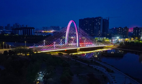 彩虹桥夜景