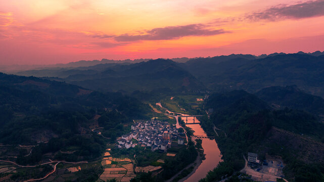 大小七孔风景区