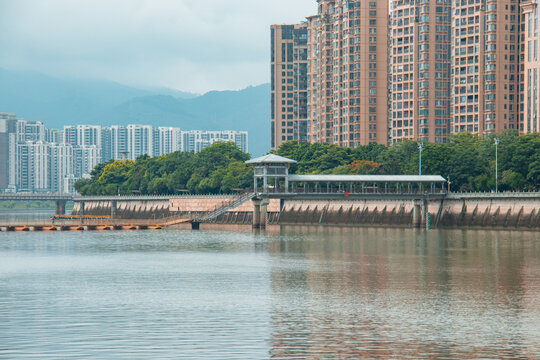 广东梅州城市风景梅江浮桥建筑