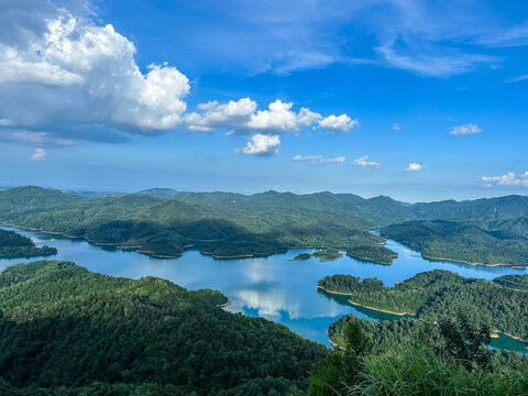 高山湖泊