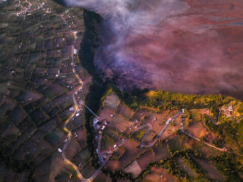 孤独星球布罗莫火山