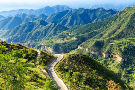 太行山盘山路风光