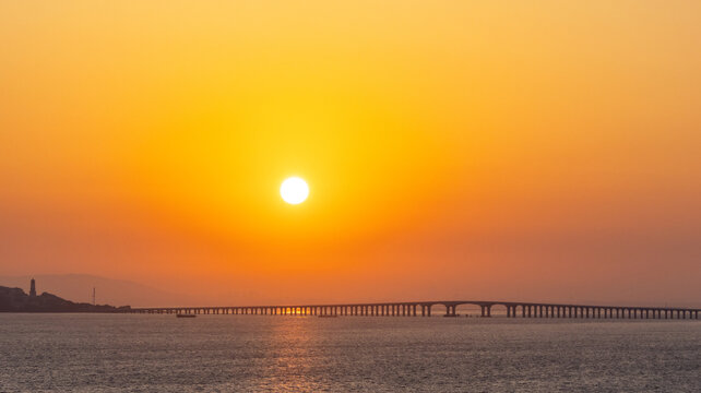 苏州日出太湖大桥