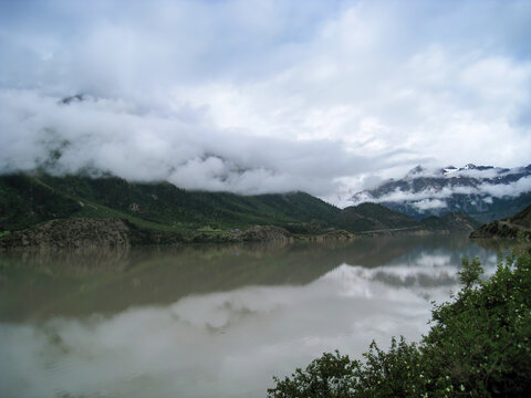 318川藏线然乌湖