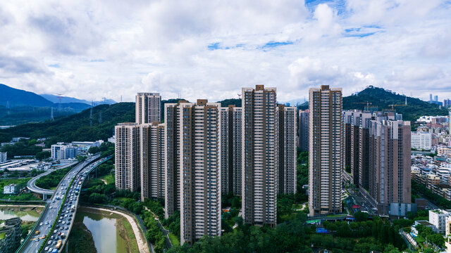 深圳龙岗建筑高楼丹平快速1