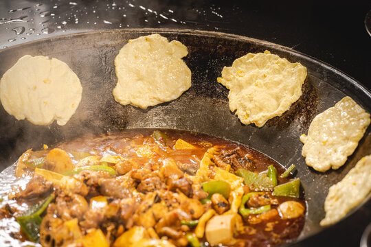 柴火贴饼子玉米饼