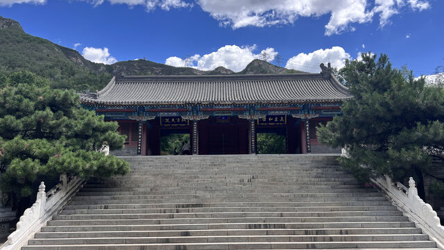 北京千灵山