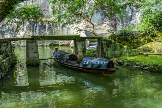 浙江绍兴东湖景区