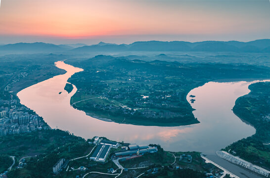 城坝遗址全景