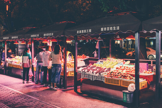 便民夜服务夜市