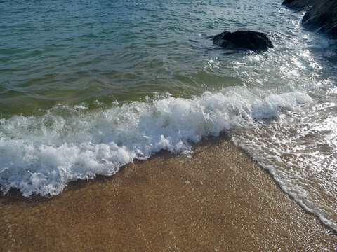 海滩海浪