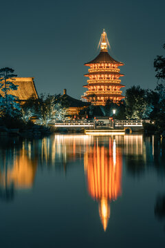 隋唐洛阳城九洲池夜景