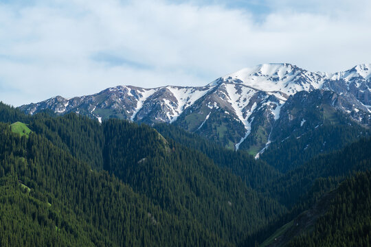 天山