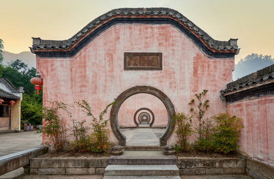 呈坎八卦时空隧道