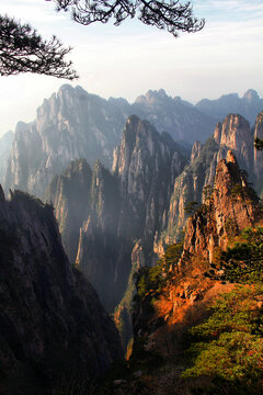 黄山远眺黄山黄昏