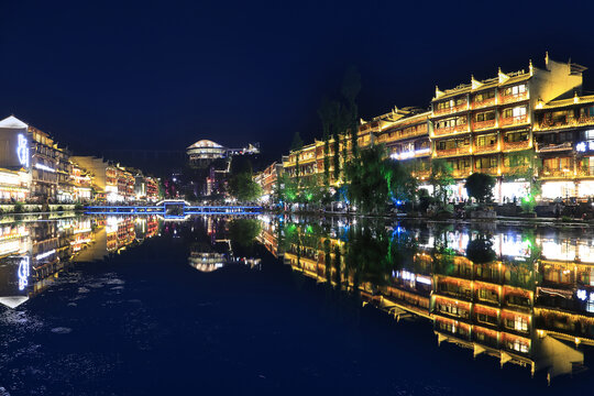 沱江夜景