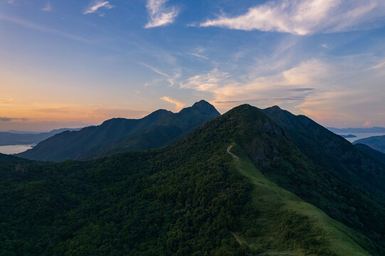 香港马鞍山郊野公园山峰山脉